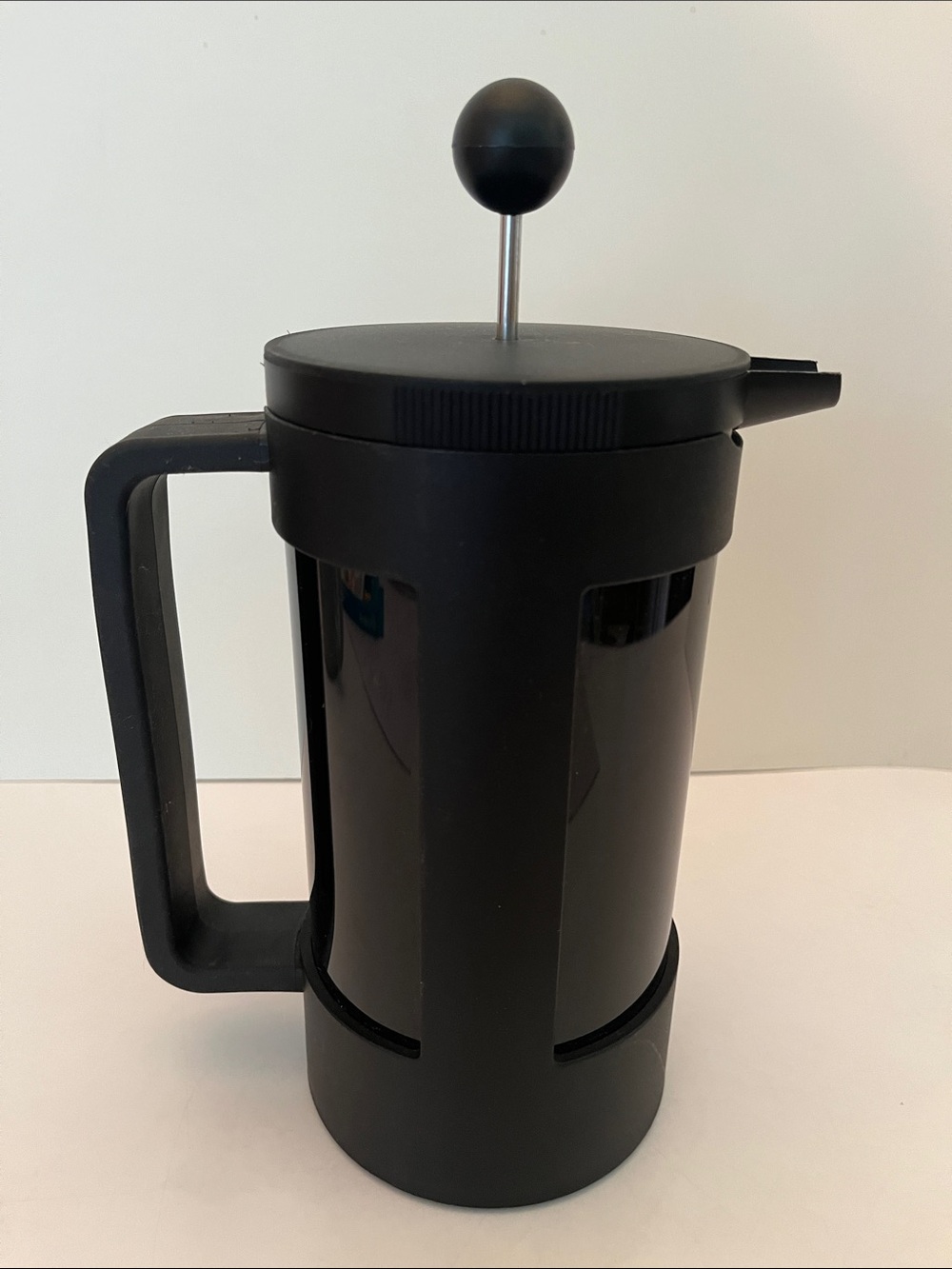 Bodum French Press, black plastic with locking lid, booklet and scoop